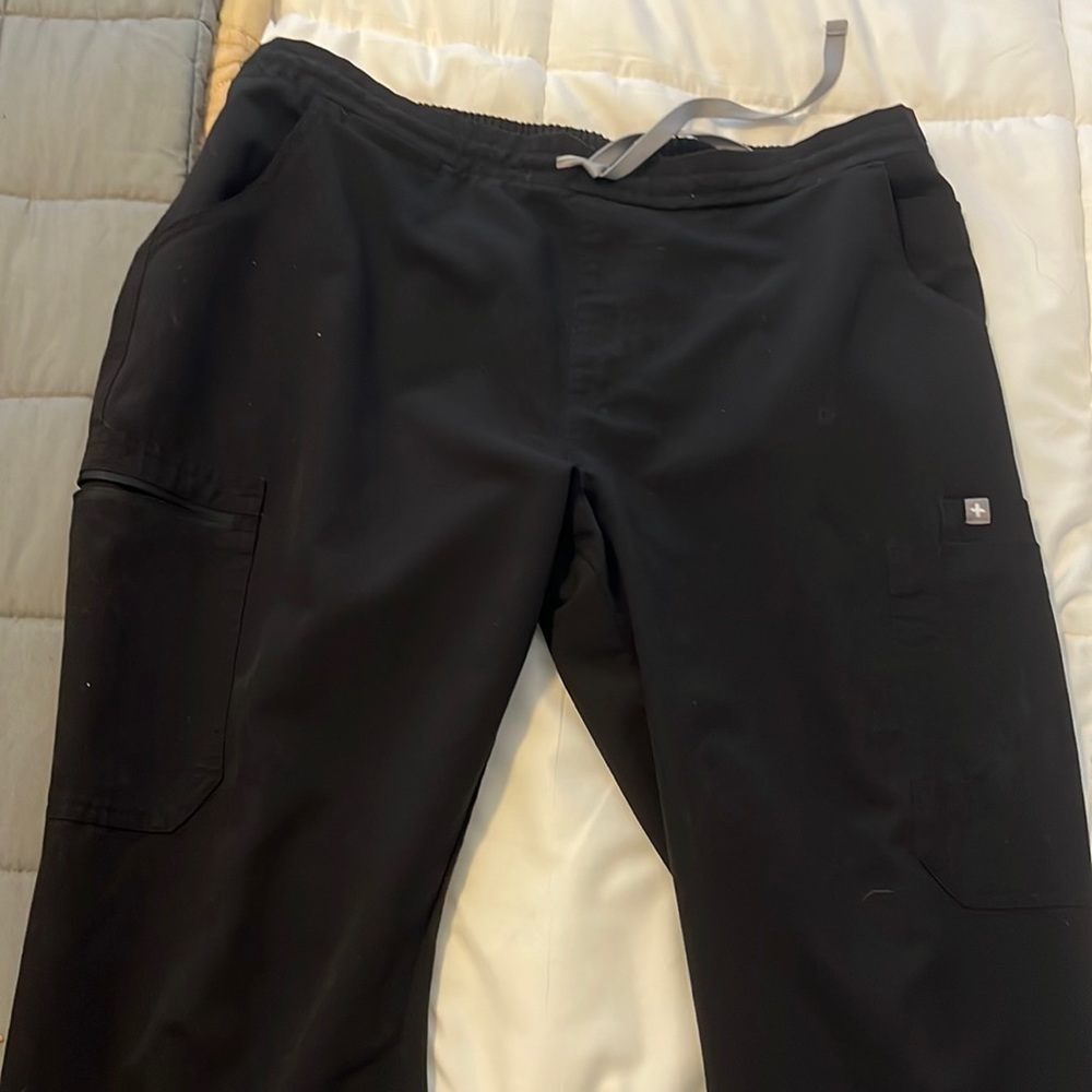 Black Figgs Yola scrubs